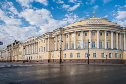 Правлячий сенат функції