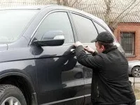 П'ять способів як відкрити замок якщо втратив ключі від автомобіля