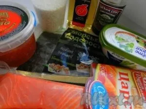 Роли з огірком і сиром - готуємо покроково з фото (огірком) Роли з огірком і сиром - готуємо покроково з фото