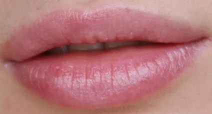 Revlon colorburst lip butter 075 lollipop, 055 cupcake, 025 peach parfait, 096 macaroon відгуки, (cupcake) Revlon colorburst lip butter 075 lollipop, 055 cupcake, 025 peach parfait, 096 macaroon відгуки,