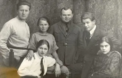 рідні Єсеніна