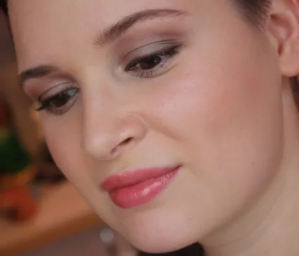 Revlon colorburst lip butter 075 lollipop, 055 cupcake, 025 peach parfait, 096 macaroon відгуки, (lollipop) Revlon colorburst lip butter 075 lollipop, 055 cupcake, 025 peach parfait, 096 macaroon відгуки,