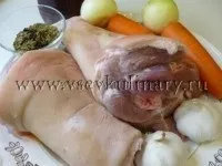 Рулька свиняча варена рецепт з фото