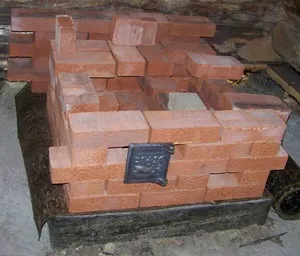 Саморобна піч із цегли