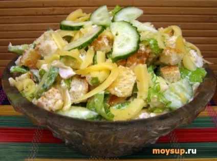 Салат Кириешки ковбаса - покроковий рецепт з фото (Кіріешкі копченою ковбасою) Салат Кириешки ковбаса - покроковий рецепт з фото