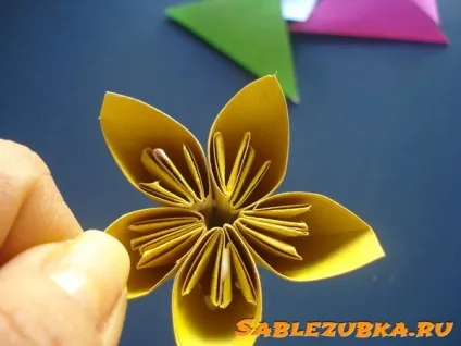 Куля з паперу кусудама для початківців (кусудама для початківців) Куля з паперу кусудама для початківців