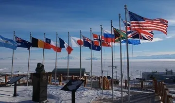 Сучасні дослідження Антарктиди, як впливає діяльність людини на екологію материка (сучасні) Сучасні дослідження Антарктиди, як впливає діяльність людини на екологію материка