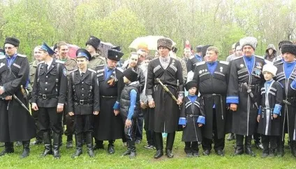 Старовинний обряд посвячення хлопчиків в козаки здійснили в П'ятигорську (фото) (обряд) Старовинний обряд посвячення хлопчиків в козаки здійснили в П'ятигорську (фото)