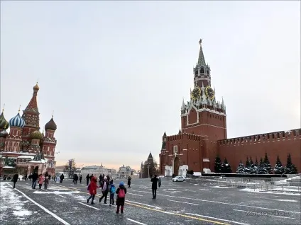 Спаська вежа московського кремля (спасская) Спаська вежа московського кремля