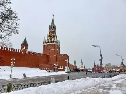 Спаська вежа московського кремля (спасская) Спаська вежа московського кремля