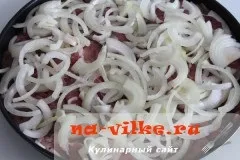 Свинячі відбивні з картоплею і сиром в духовці - рецепт з фото (картоплею) Свинячі відбивні з картоплею і сиром в духовці - рецепт з фото