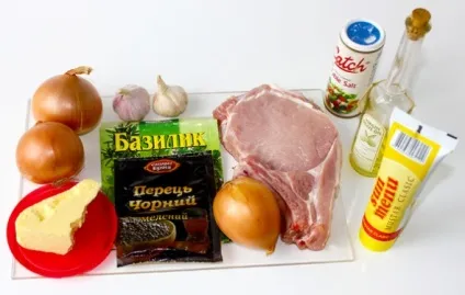 Свиняча котлета з кісточкою на сковороді (сковороді) Свиняча котлета з кісточкою на сковороді