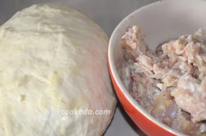 Татарські пиріжки ечпочмак з куркою (пиріжки з куркою) Татарські пиріжки ечпочмак з куркою