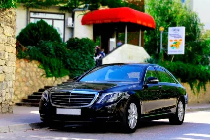 Весільні автомобілі, автомобілі для урочистостей на будь-який смак (будь-який) Весільні автомобілі, автомобілі для урочистостей на будь-який смак