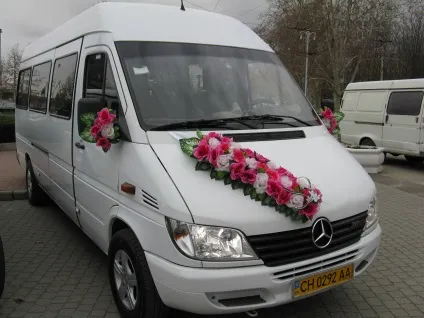 Весільні автомобілі, автомобілі для урочистостей на будь-який смак (будь-який) Весільні автомобілі, автомобілі для урочистостей на будь-який смак
