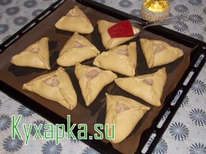 Тартарскій пиріжок ечпочмак з куркою, страви по-домашньому з фото крок за кроком рецепта (пиріжок) Тартарскій пиріжок ечпочмак з куркою, страви по-домашньому з фото крок за кроком рецепта