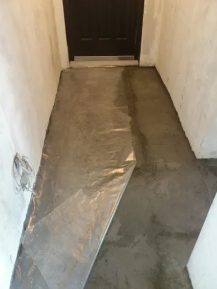 Стяжка підлоги (мій ремонт в хрущовці) (зроби сам) Стяжка підлоги (мій ремонт в хрущовці)