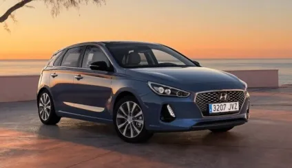 Тест-драйв hyundai solaris (хенде Соляріс) проти volkswagen polo sedan (фольксваген поло седан) (автомобільний журнал) Тест-драйв hyundai solaris (хенде Соляріс) проти volkswagen polo sedan (фольксваген поло седан)