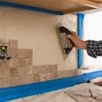 Укладання плитки на кухні фартух, стіни, підлогу
