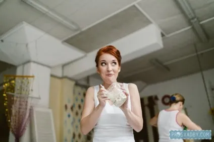 Фіолетово-зелена весілля євгенія і Катерини божевільний драйв! (Весілля-вечірка) Фіолетово-зелена весілля євгенія і Катерини божевільний драйв!