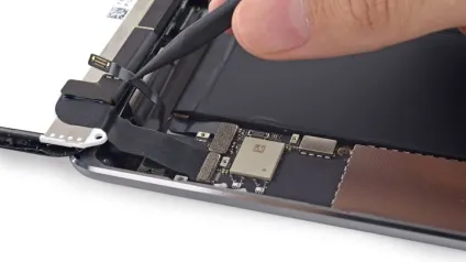 Заміна акумулятора на ipad mini 3