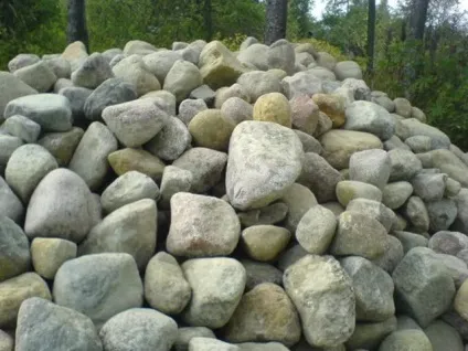 Паркани з кругляка (паркани з доломіту) Паркани з кругляка