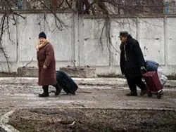 Жителі донецька живемо як на вокзалі - все чекаємо чогось на валізах суспільство newsland - (живемо) Жителі донецька живемо як на вокзалі - все чекаємо чогось на валізах суспільство newsland -