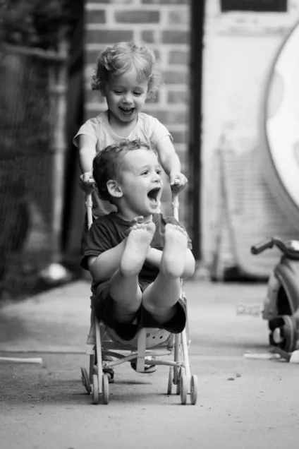 20 Фотографій, які доводять, що мати брата чи сестру - це справжнє щастя (є брат сестра) 20 Фотографій, які доводять, що мати брата чи сестру - це справжнє щастя