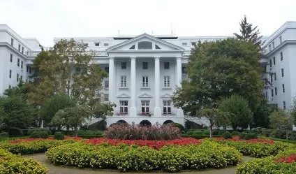 7 Секретних підземних бункерів різних країн