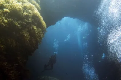 5 П'ять вражаючих блакитних дірок в світі - fotorelax (фотографії) 5 П'ять вражаючих блакитних дірок в світі - fotorelax