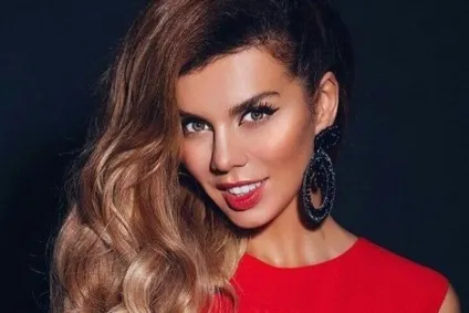 Анна Седокова виходить заміж в 2017 дата весілля як звуть її майбутнього чоловіка (заміж) Анна Седокова виходить заміж в 2017 дата весілля як звуть її майбутнього чоловіка