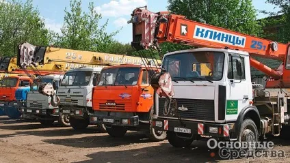 Автокрани і крани на спеціальних шасі - основні засоби (крани) Автокрани і крани на спеціальних шасі - основні засоби