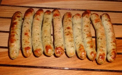 Баварські ковбаски з картоплею в духовці - прості рецепти (баварські) Баварські ковбаски з картоплею в духовці - прості рецепти