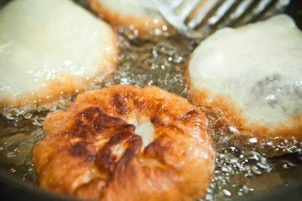 Біляші шкільні - рецепт сучасної домашньої кухні з фото (російська їжа) Біляші шкільні - рецепт сучасної домашньої кухні з фото