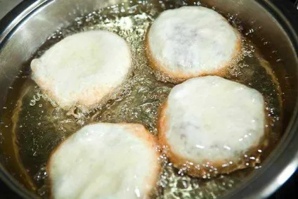 Біляші шкільні - рецепт сучасної домашньої кухні з фото (біляші) Біляші шкільні - рецепт сучасної домашньої кухні з фото