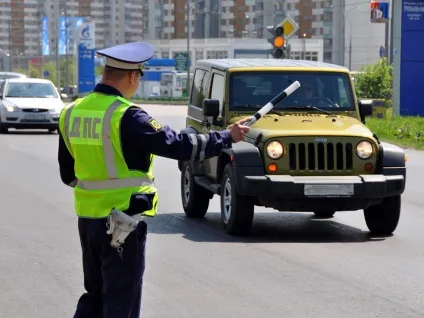 Безпечна відстань між автомобілями по пдд (безпечна дистанція між автомобілями пдд не дотримання штраф безпечна відстань при русі) Безпечна відстань між автомобілями по пдд