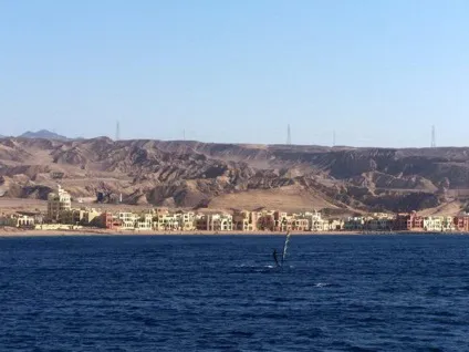 Де тепліше і можна відпочити в травні на море