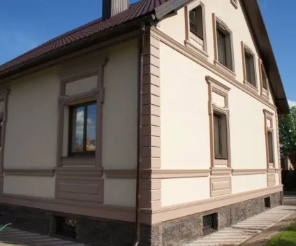Фото фасадів будинків, оздоблення штукатуркою і декоративним каменем (декоративним) Фото фасадів будинків, оздоблення штукатуркою і декоративним каменем