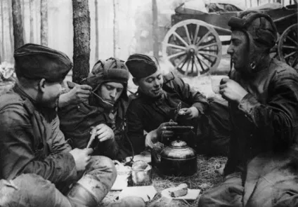 Що їли на війні - джерело гарного настрою (солдат) Що їли на війні - джерело гарного настрою