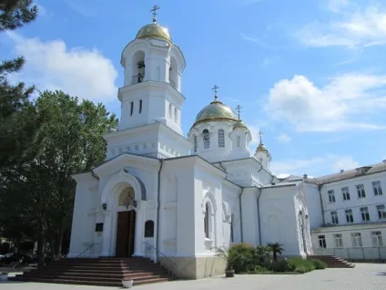 Що можна побачити і куди сходити в Геленджику () Що можна побачити і куди сходити в Геленджику