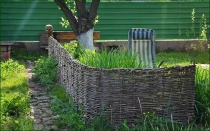 Декоративні паркани своїми руками фото красивого забору (фото) Декоративні паркани своїми руками фото красивого забору
