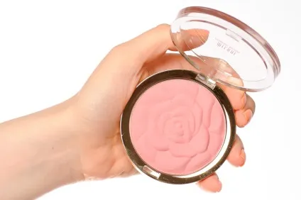 Квітковий настрій огляд бюджетної косметики milani, makeupmania (огляд) Квітковий настрій огляд бюджетної косметики milani, makeupmania