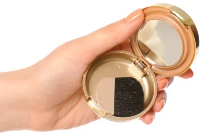 Квітковий настрій огляд бюджетної косметики milani, makeupmania (Bella Eyes Powder) Квітковий настрій огляд бюджетної косметики milani, makeupmania