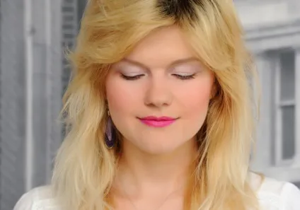 Квітковий настрій огляд бюджетної косметики milani, makeupmania (Bella Eyes Powder) Квітковий настрій огляд бюджетної косметики milani, makeupmania