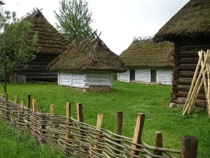 Декоративний паркан своїми руками фото, відео інструкція