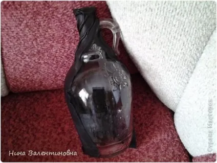 Декорування пляшки шкірою