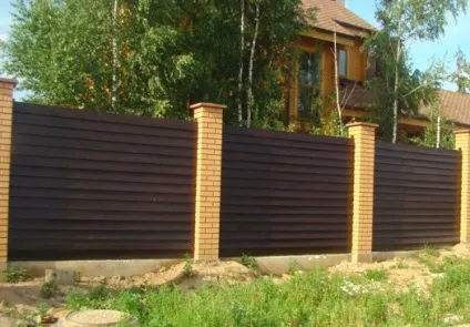 Дерев'яні паркани - фото, варіанти красивого і оригінального дизайну (паркани) Дерев'яні паркани - фото, варіанти красивого і оригінального дизайну