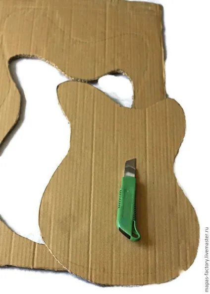 Робимо гітару для юної рок-зірки - ярмарок майстрів - ручна робота, handmade (канцелярський ніж) Робимо гітару для юної рок-зірки - ярмарок майстрів - ручна робота, handmade
