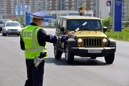 Дистанція між машинами по пдд в метрах - як визначити точно (машинами) Дистанція між машинами по пдд в метрах - як визначити точно