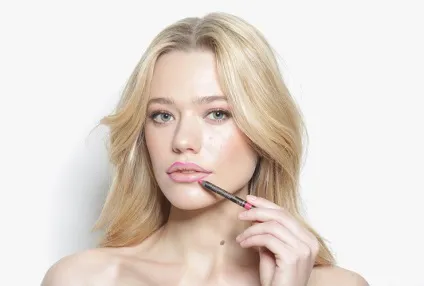 Фотоурок макіяж з акцентом на губи, журнал cosmopolitan ( «День Краси» Cosmopolitan Beauty) Фотоурок макіяж з акцентом на губи, журнал cosmopolitan